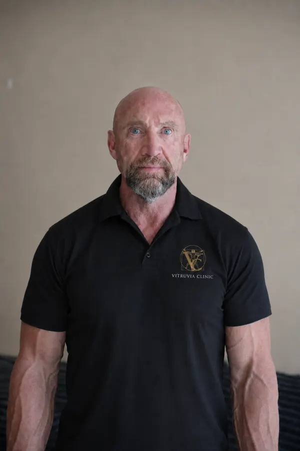 Portrait of Shane Charter, Co-founder and Biochemist at Vitruvia Clinic